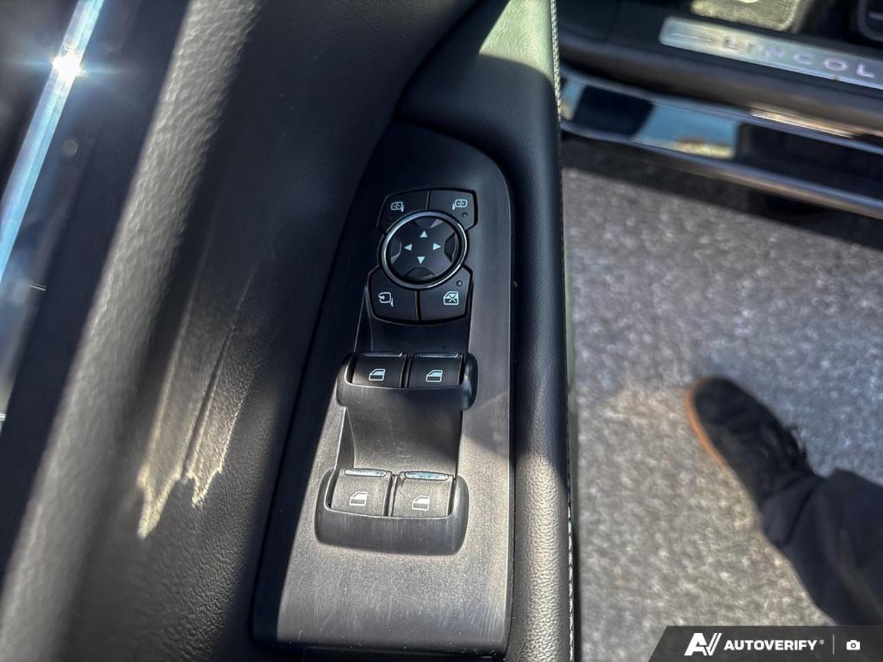 2022 Lincoln Nautilus Reserve HEATED/VENT CAPTAIN SEATS|201A|2.7L V6 Photo