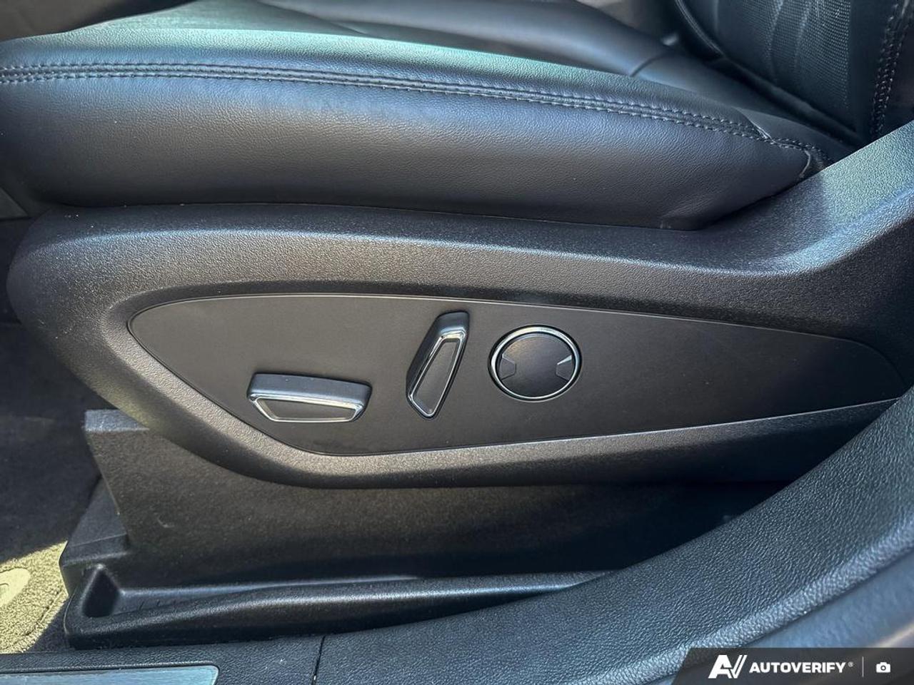 2022 Lincoln Nautilus Reserve HEATED/VENT CAPTAIN SEATS|201A|2.7L V6 Photo