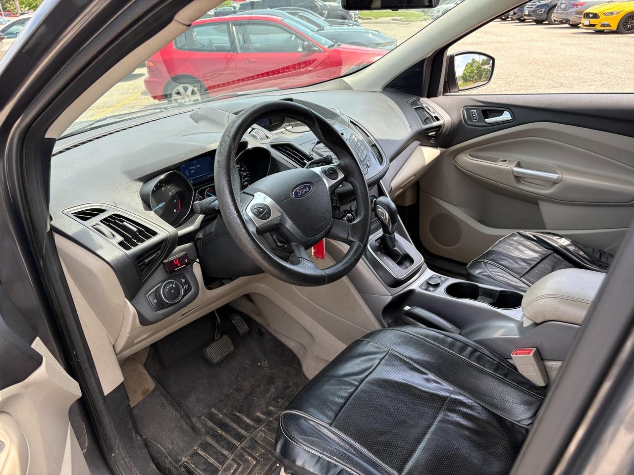 2013 Ford Escape 200A|HEATED SEATS|NO ACCIDENTS Photo