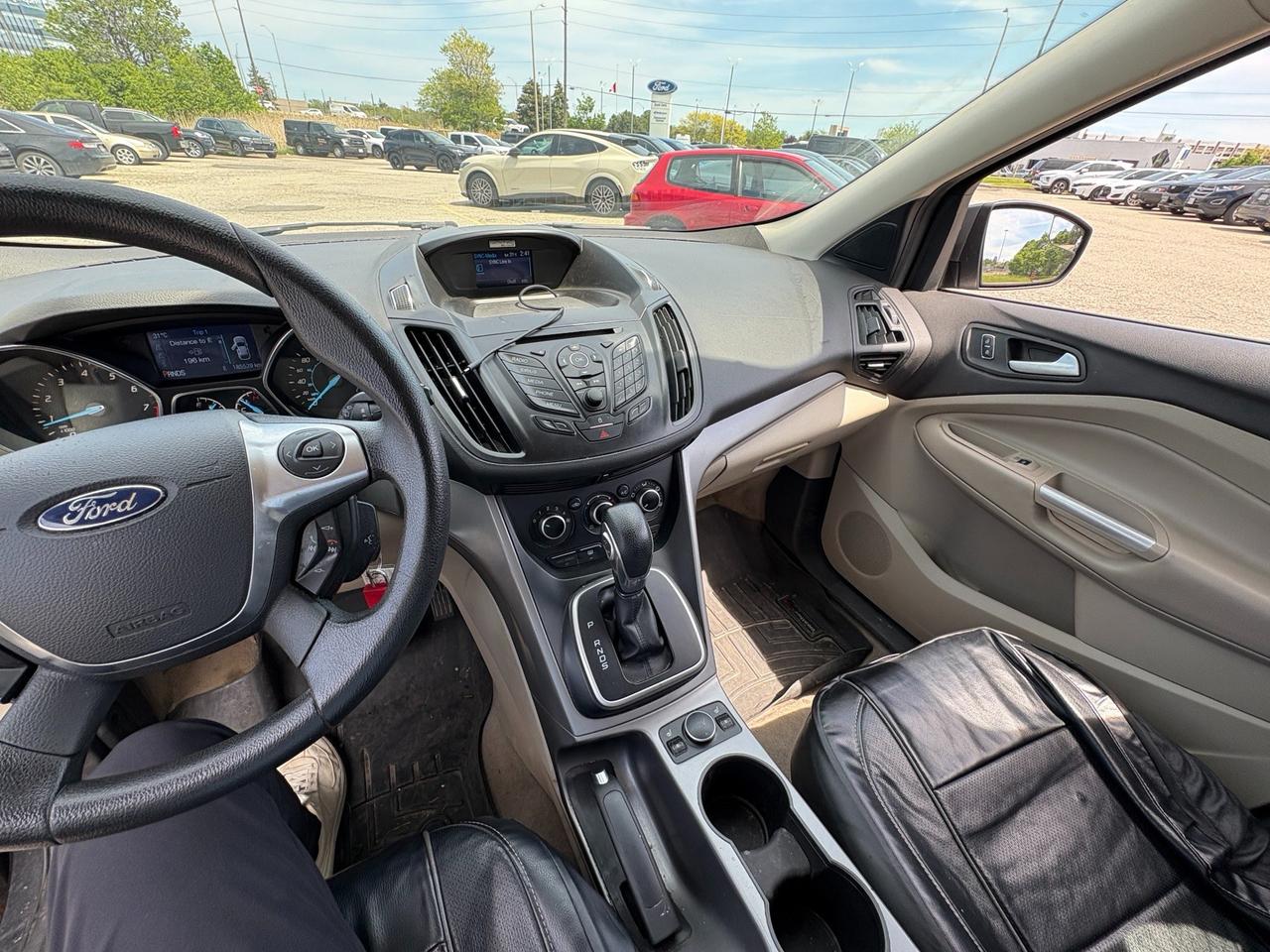 2013 Ford Escape 200A|HEATED SEATS|NO ACCIDENTS Photo