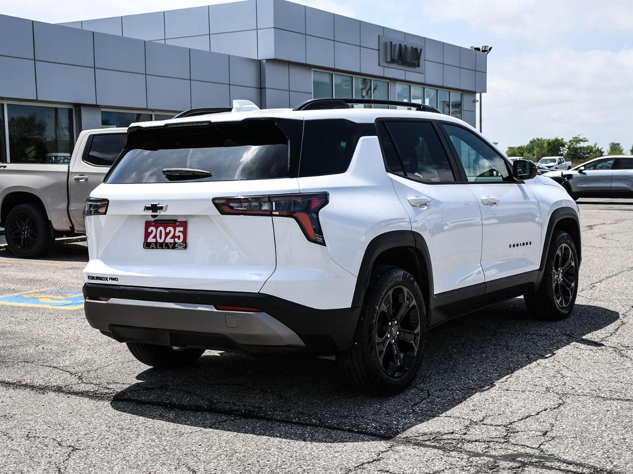 2025 Chevrolet Equinox LT Photo