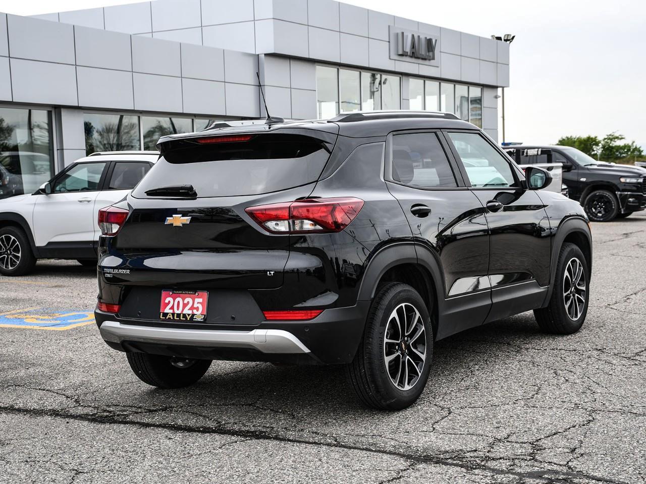 2025 Chevrolet TrailBlazer LT Photo