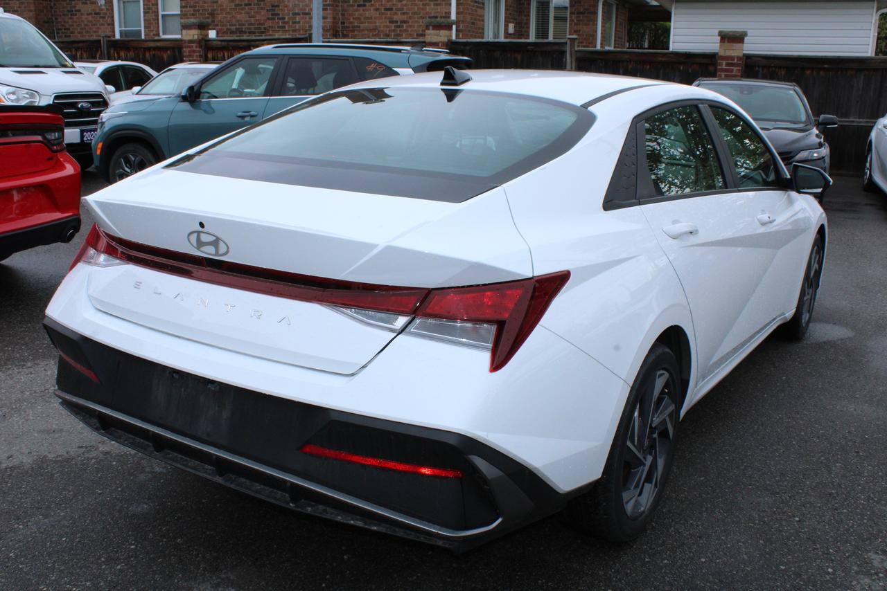 2025 Hyundai Elantra Preferred Photo