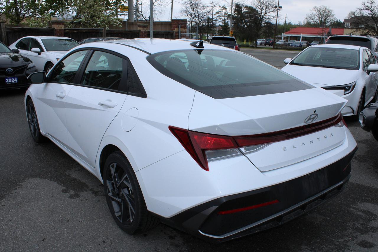 2025 Hyundai Elantra Preferred Photo