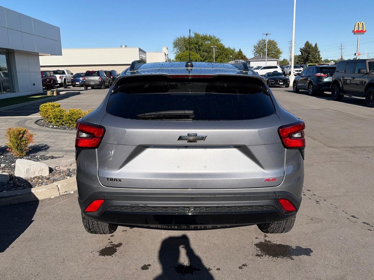 2025 Chevrolet Trax FWD 4dr 2RS Photo3