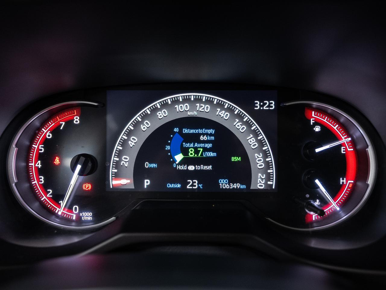 2019 Toyota RAV4 TRAIL AWD | Leather | Sunroof | Cooled Seats | BSM