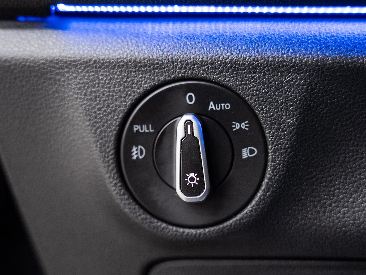 2021 Volkswagen Jetta HIGHLINE R-LINE | Nav | Sunroof | BSM | CarPlay