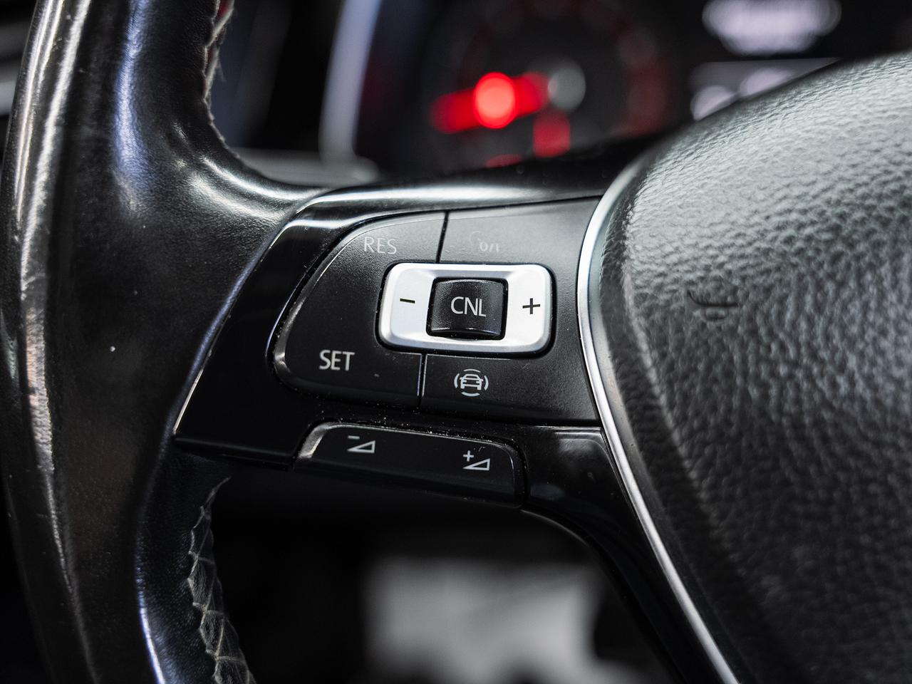 2021 Volkswagen Jetta HIGHLINE R-LINE | Nav | Sunroof | BSM | CarPlay