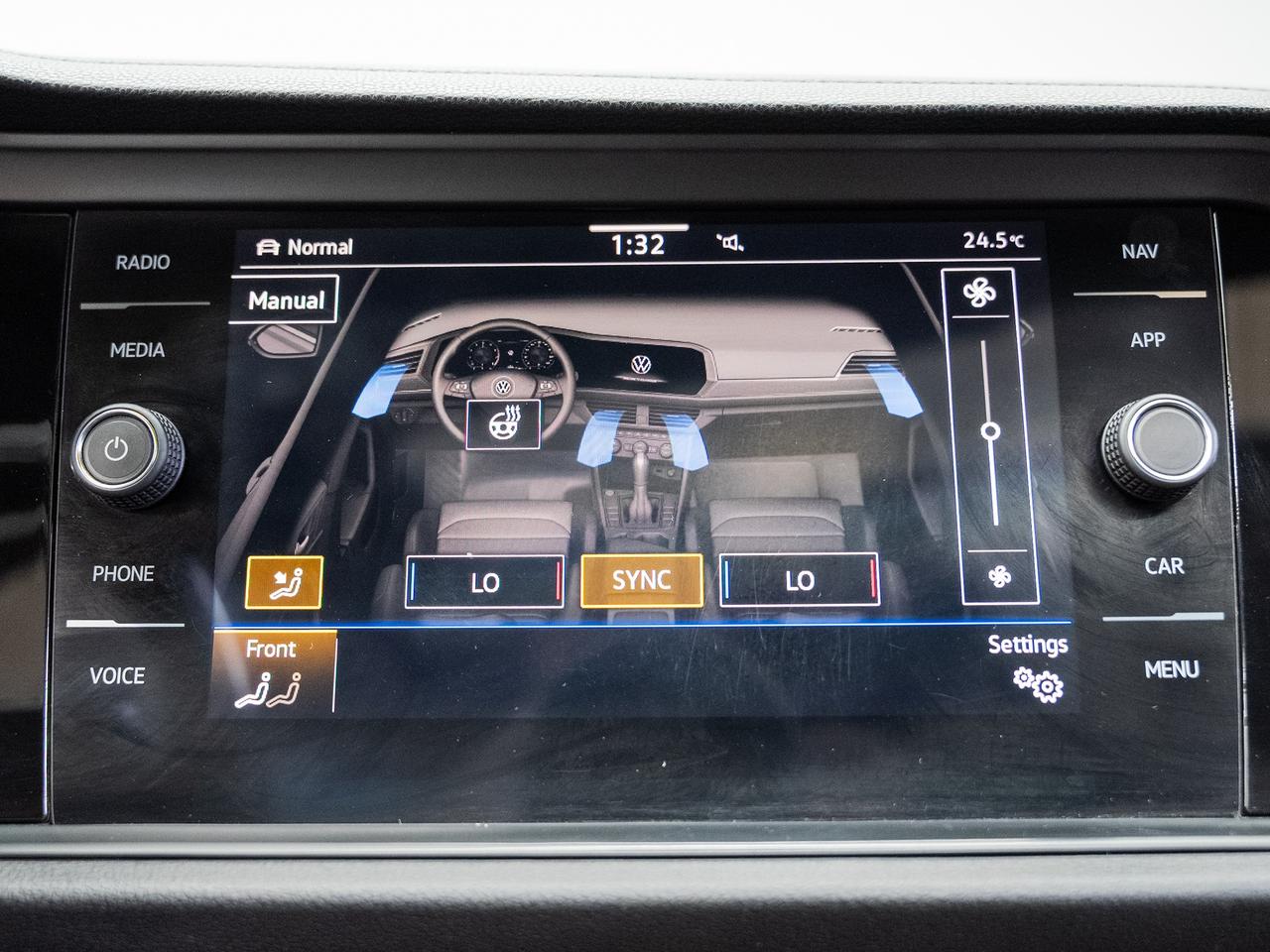 2021 Volkswagen Jetta HIGHLINE R-LINE | Nav | Sunroof | BSM | CarPlay