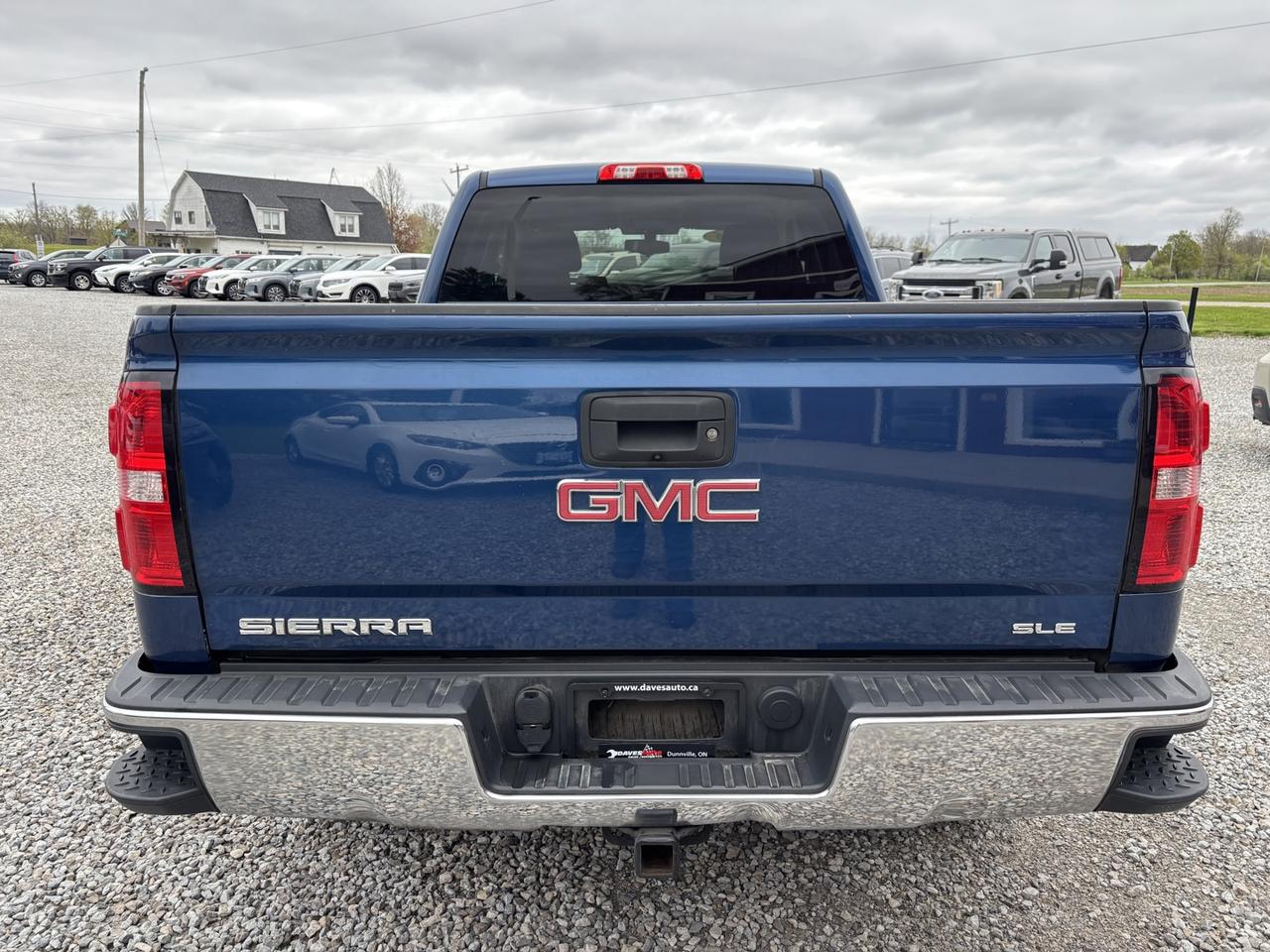 2016 GMC Sierra 1500 SLE Double Cab 4WD Photo