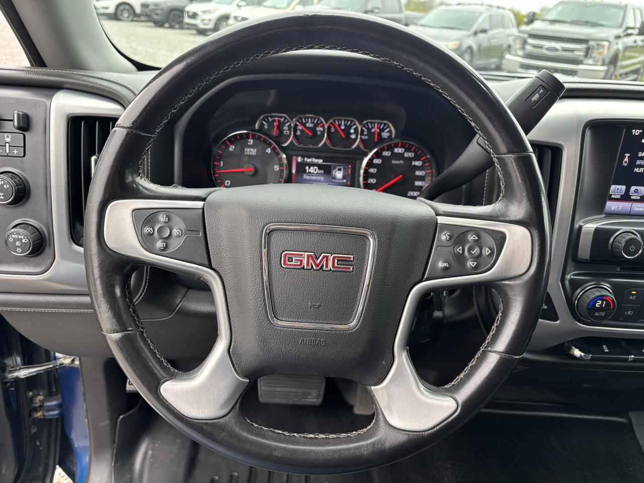 2016 GMC Sierra 1500 SLE Double Cab 4WD Photo