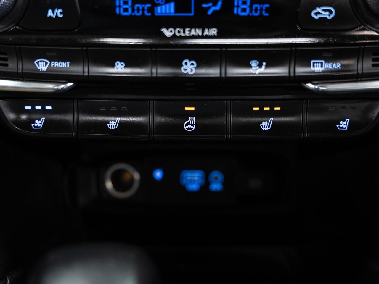 2020 Hyundai Santa Fe ULTIMATE | Nav | Pano roof | Leather | CarPlay Photo