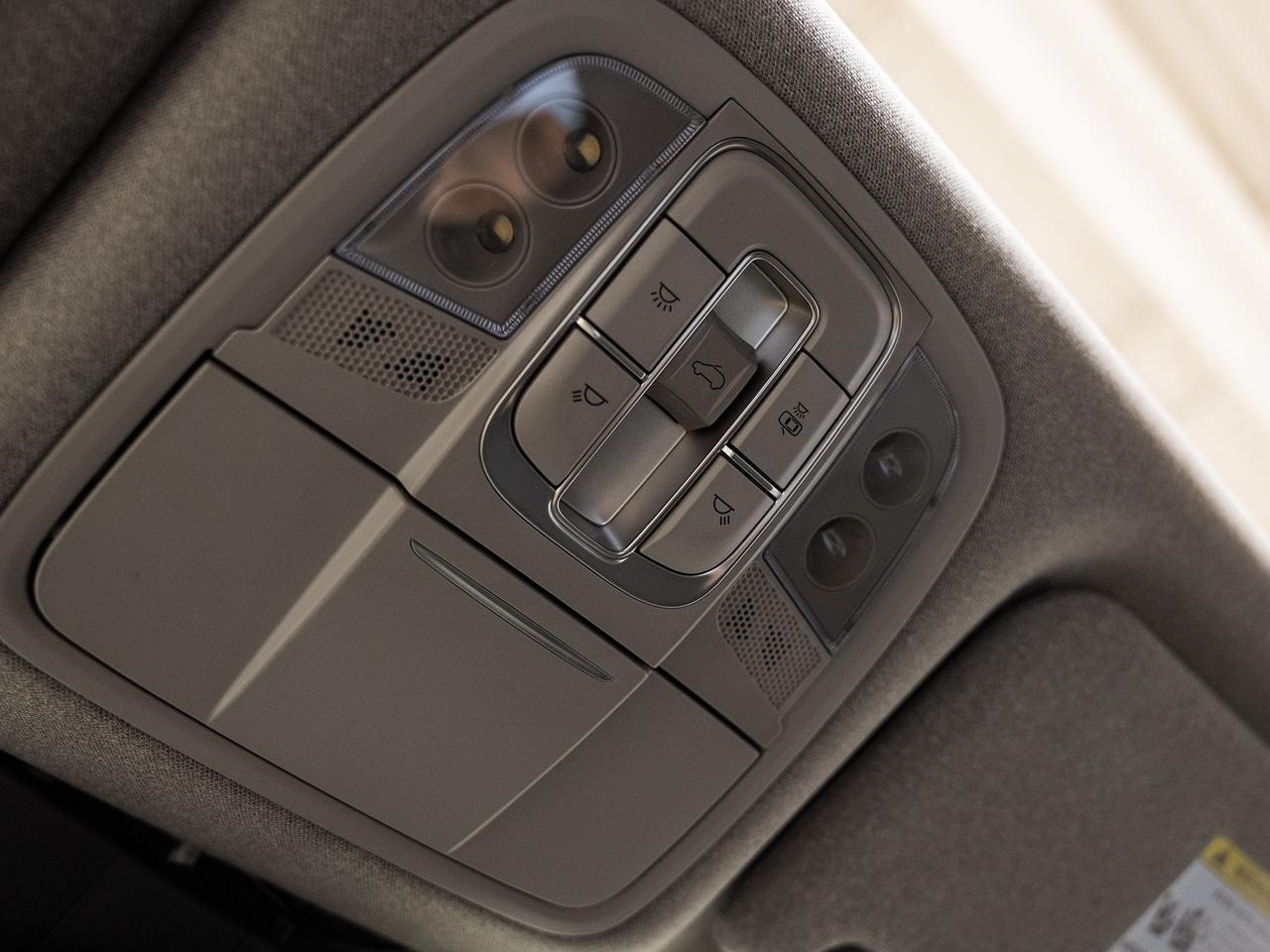 2020 Hyundai Santa Fe ULTIMATE | Nav | Pano roof | Leather | CarPlay Photo
