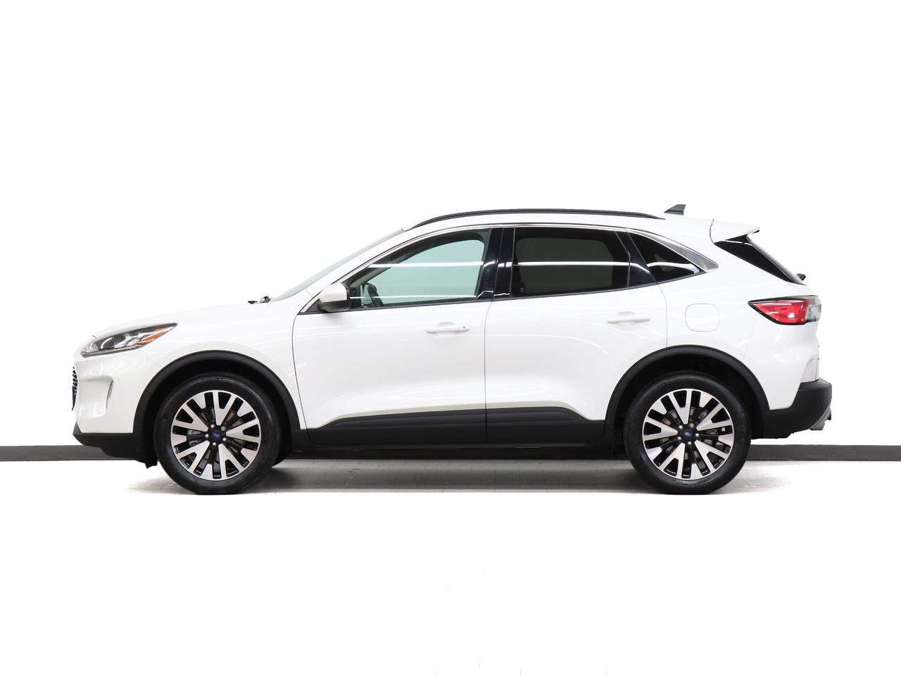 2023 Ford Escape ST-LINE AWD | Pano roof | Leather | BSM | CarPlay