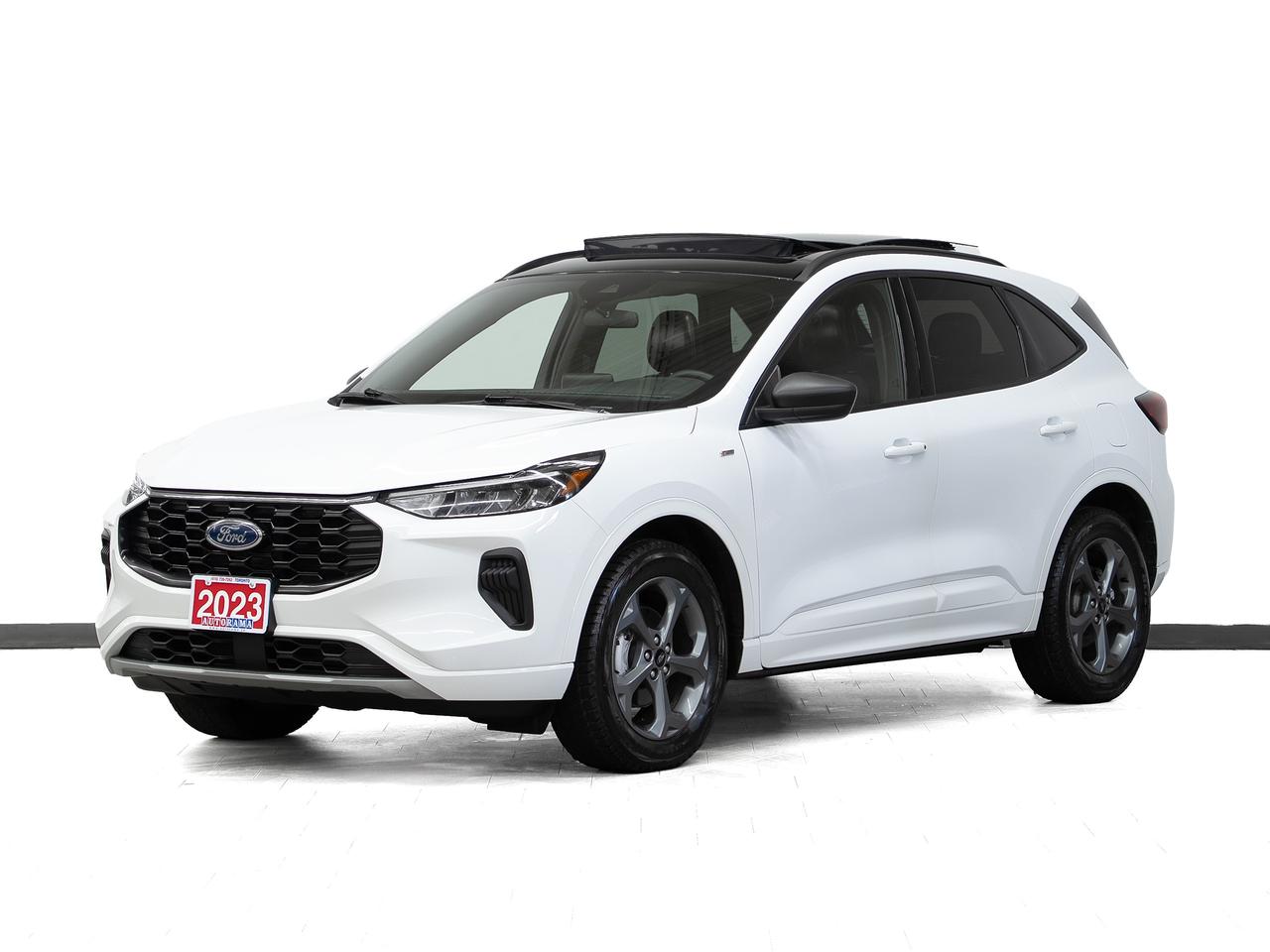 2023 Ford Escape ST-LINE AWD | Pano roof | Leather | BSM | CarPlay