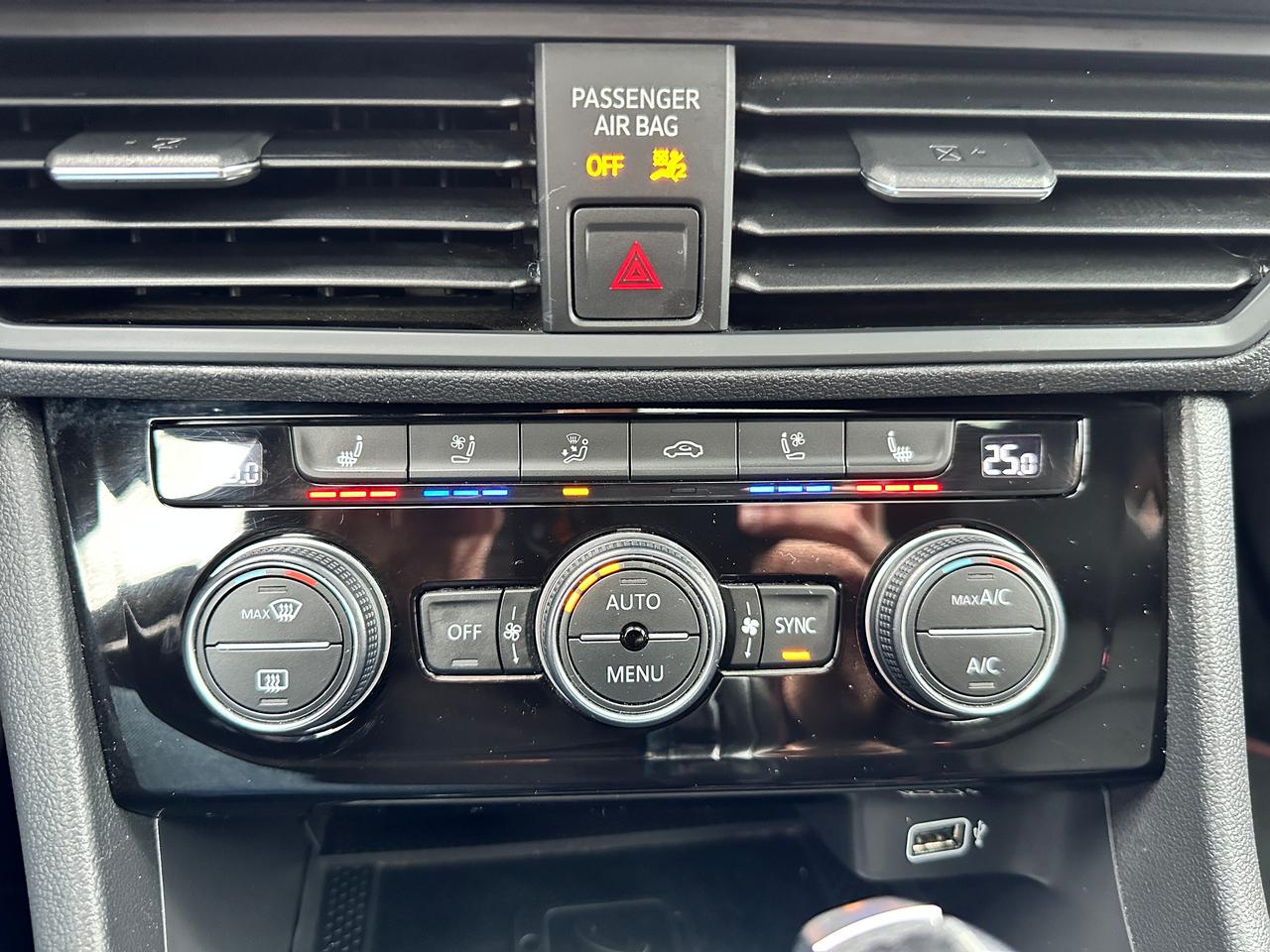 2019 Volkswagen Jetta GLI 35 DSG Heated/Cooled Leather Sunroof NAV A/C Photo