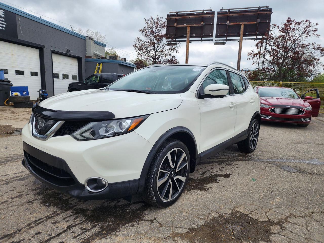 Used 2018 Nissan Qashqai SL l Fully Loaded l Low KM l Clean CarFax for sale in Kitchener, ON