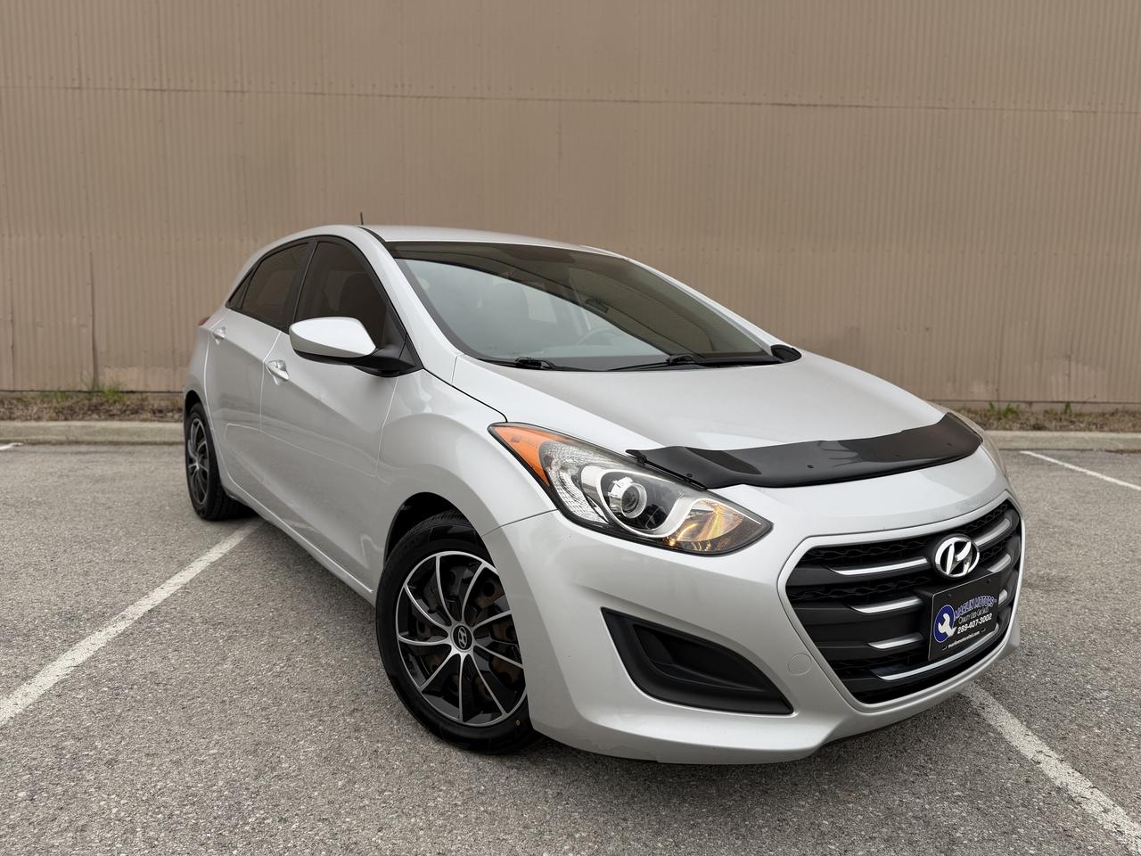 2016 Hyundai Elantra GT GL Photo2