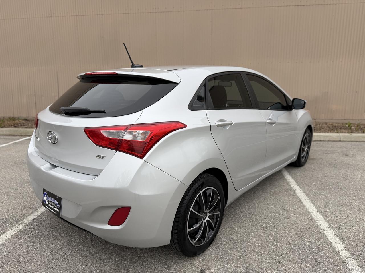 2016 Hyundai Elantra GT GL Photo4