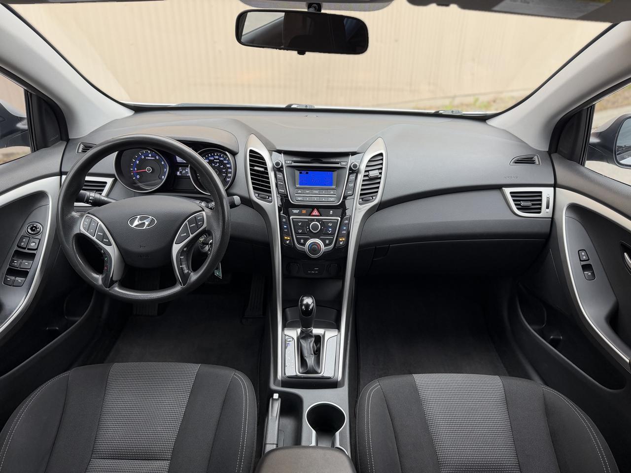 2016 Hyundai Elantra GT GL Photo
