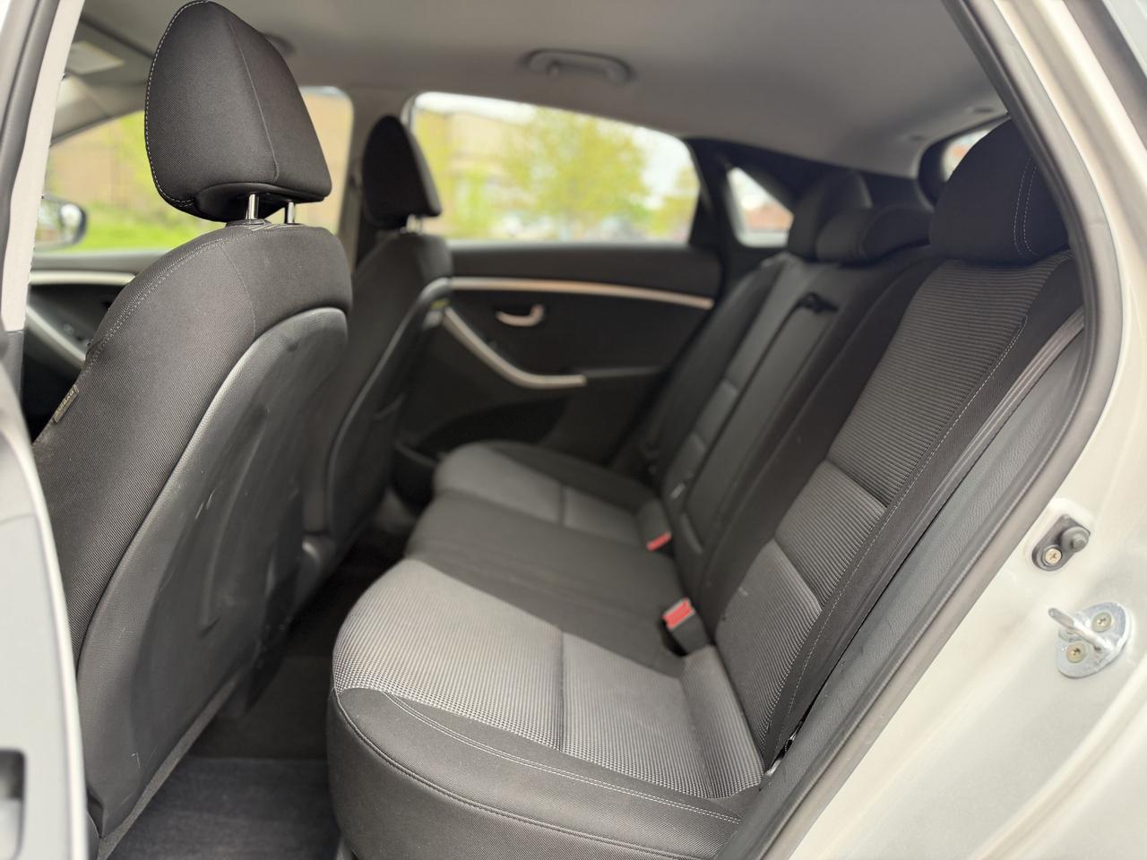 2016 Hyundai Elantra GT GL Photo