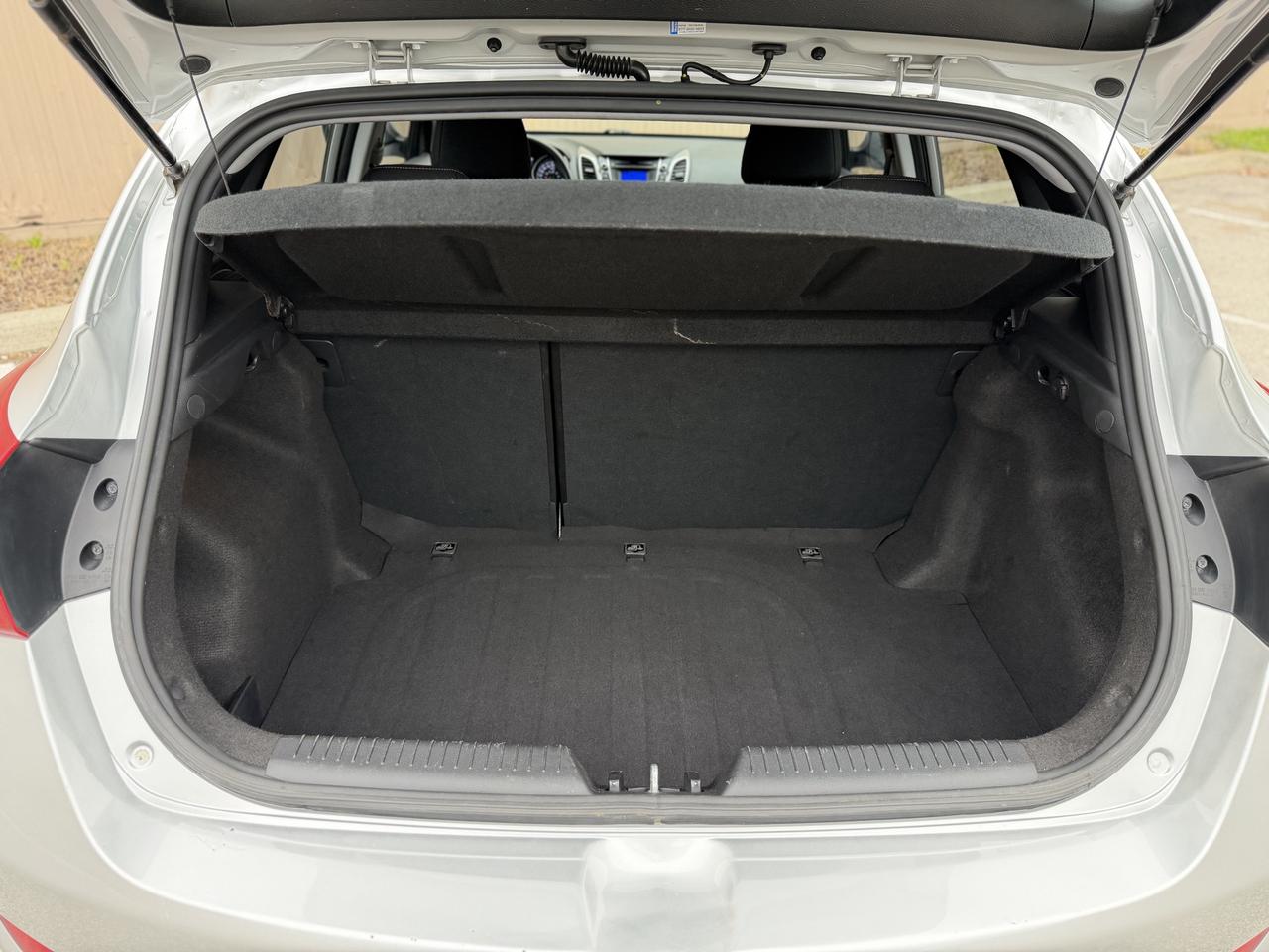 2016 Hyundai Elantra GT GL Photo