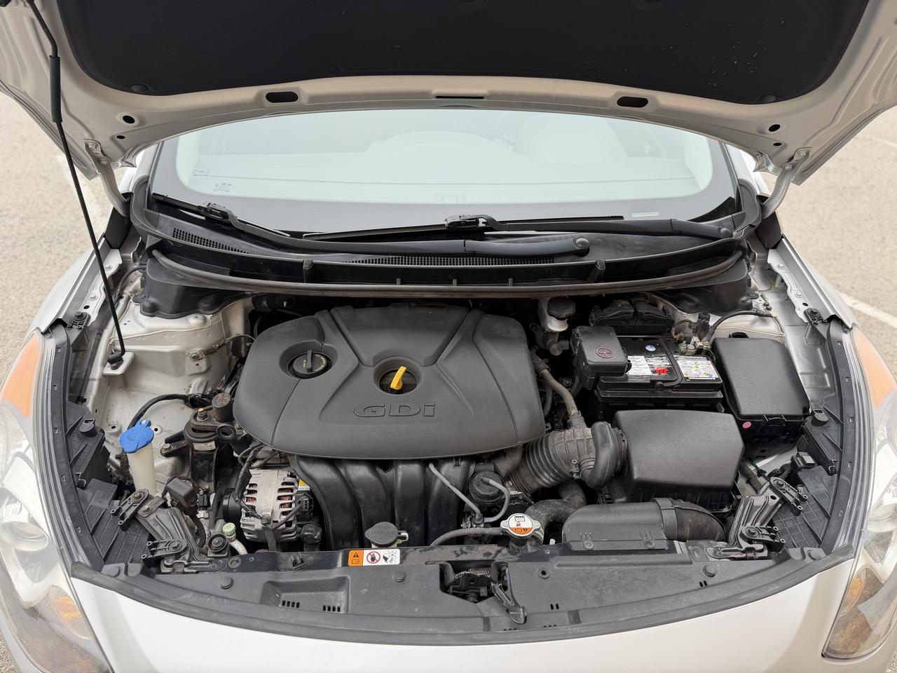 2016 Hyundai Elantra GT GL Photo