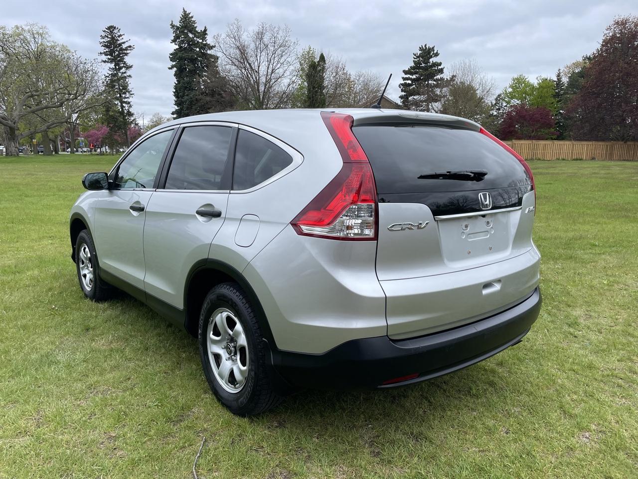 2014 Honda CR-V LX 4WD *ONE Owner Photo3