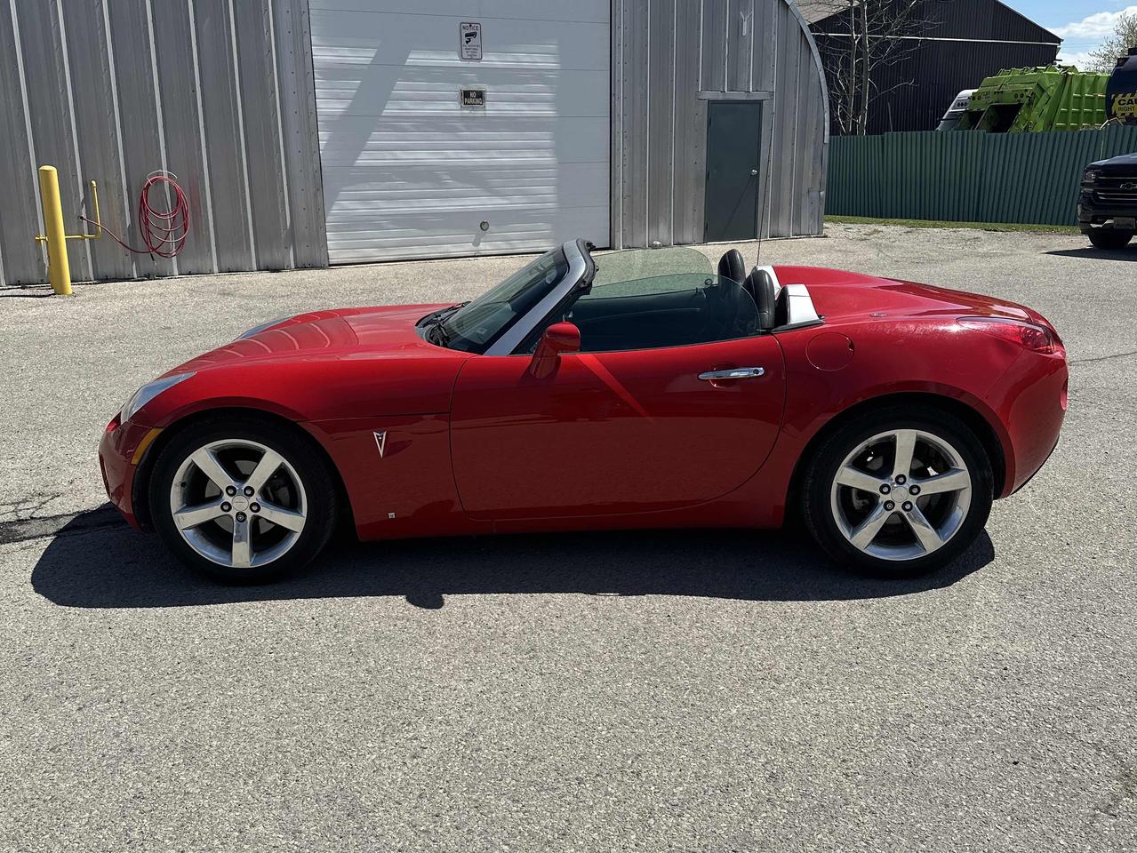 2006 Pontiac Solstice 2DR CONVERTIBLE, LEATHER, POWER GROUP, CD PLAYER!! Photo4