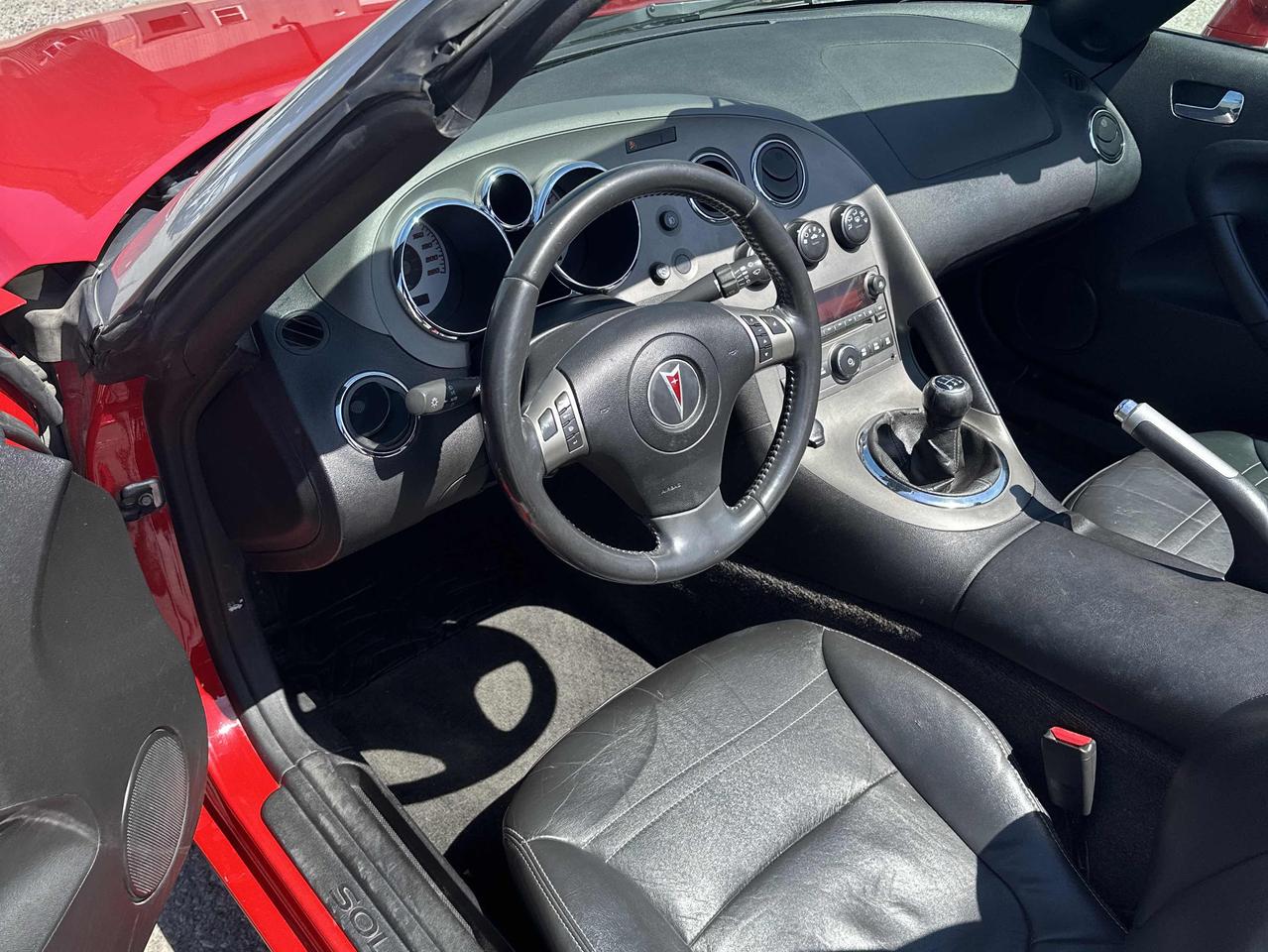 2006 Pontiac Solstice 2DR CONVERTIBLE, LEATHER, POWER GROUP, CD PLAYER!! Photo18