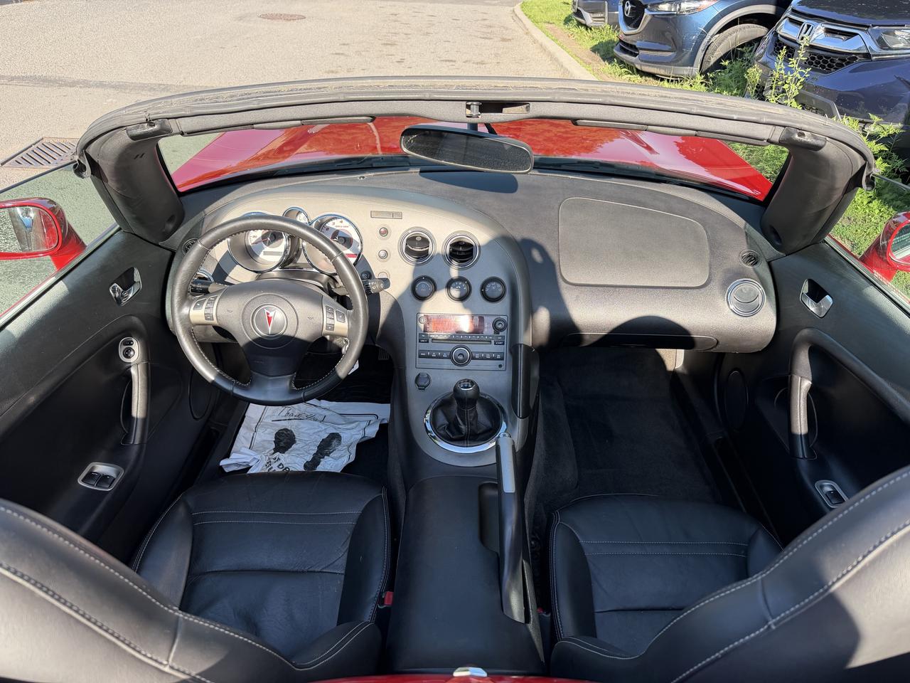 2006 Pontiac Solstice 2DR CONVERTIBLE, LEATHER, POWER GROUP, CD PLAYER!! - Photo #27