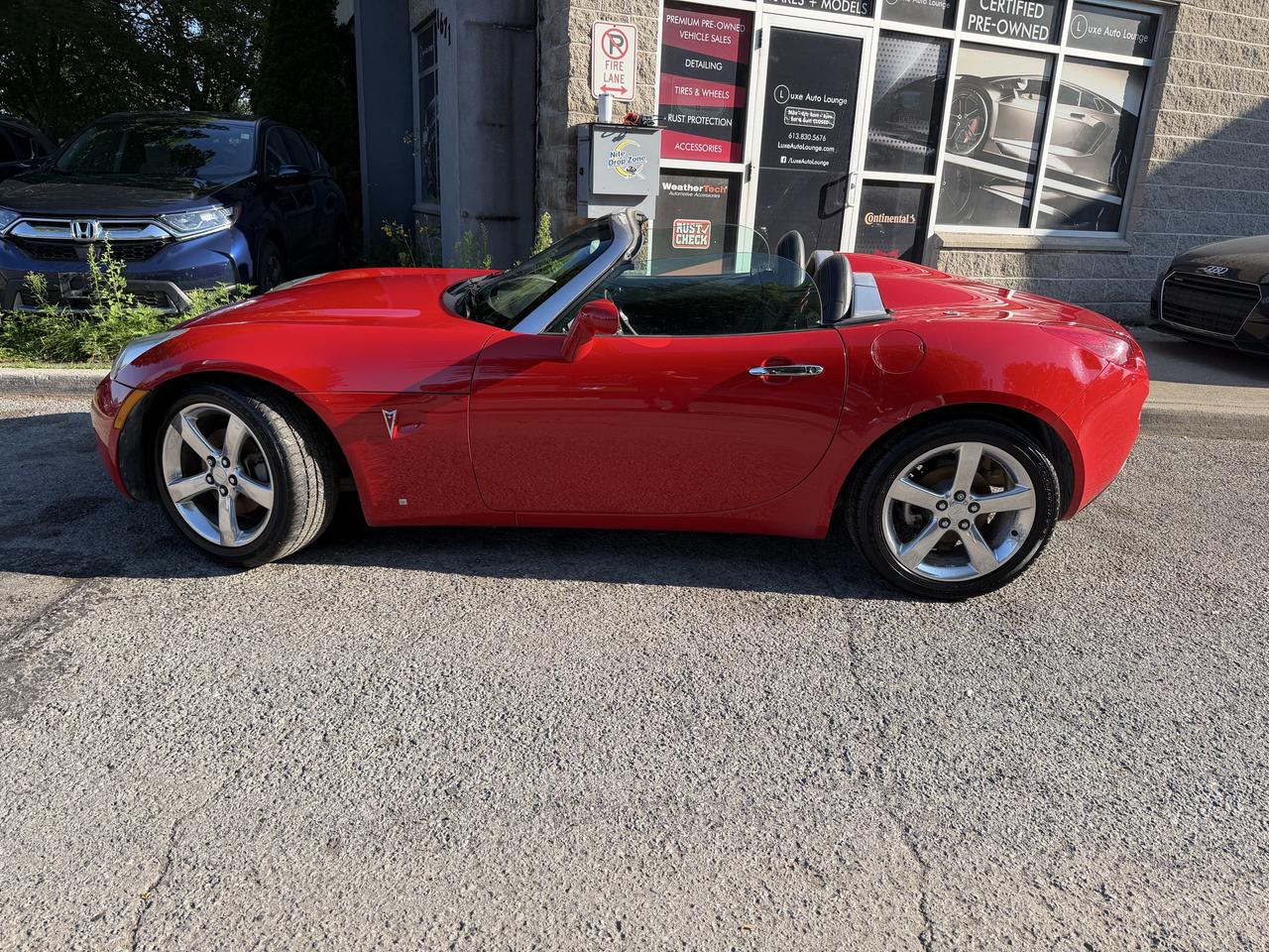 2006 Pontiac Solstice 2DR CONVERTIBLE, LEATHER, POWER GROUP, CD PLAYER!! Photo