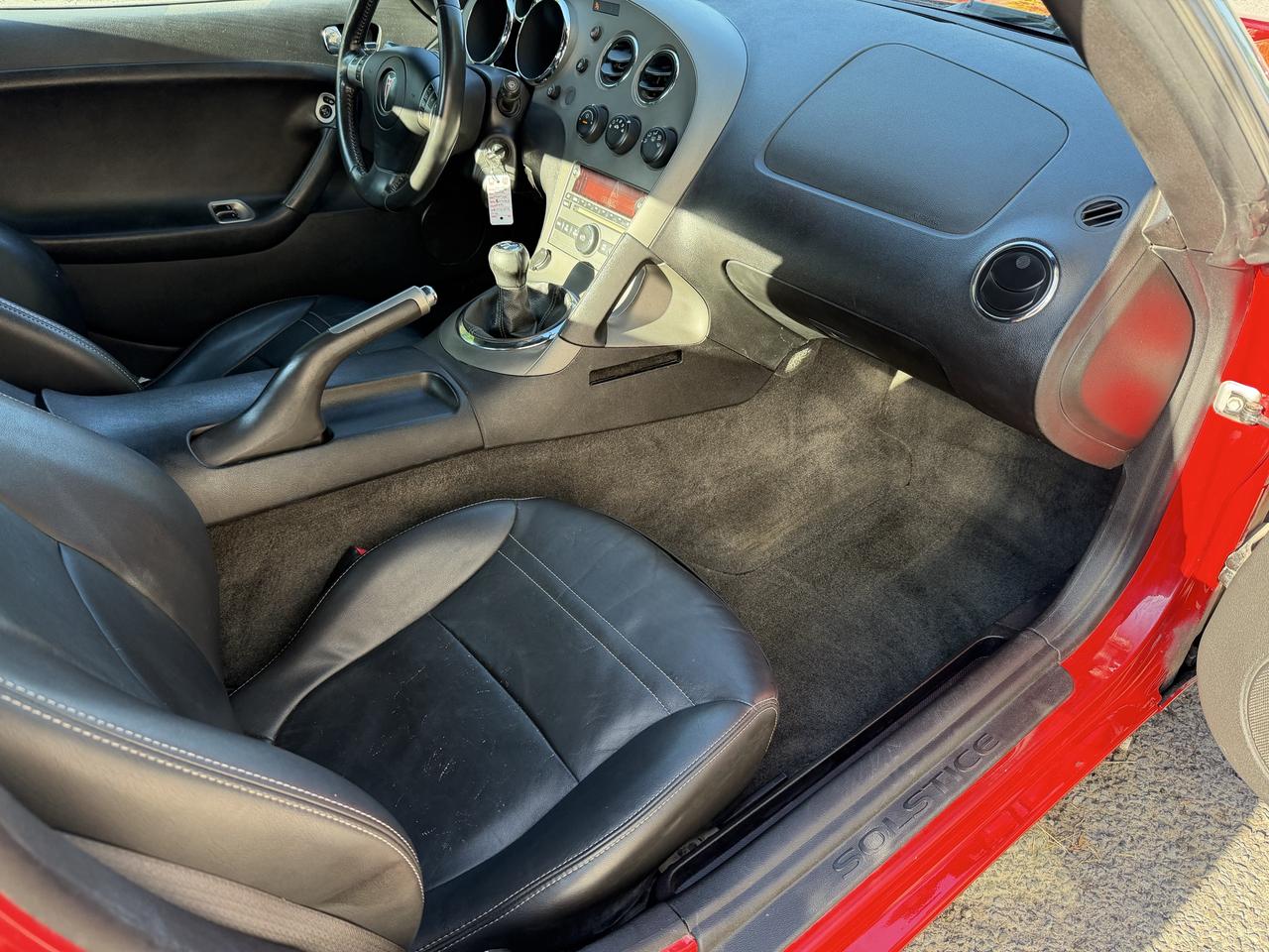 2006 Pontiac Solstice 2DR CONVERTIBLE, LEATHER, POWER GROUP, CD PLAYER!! - Photo #35
