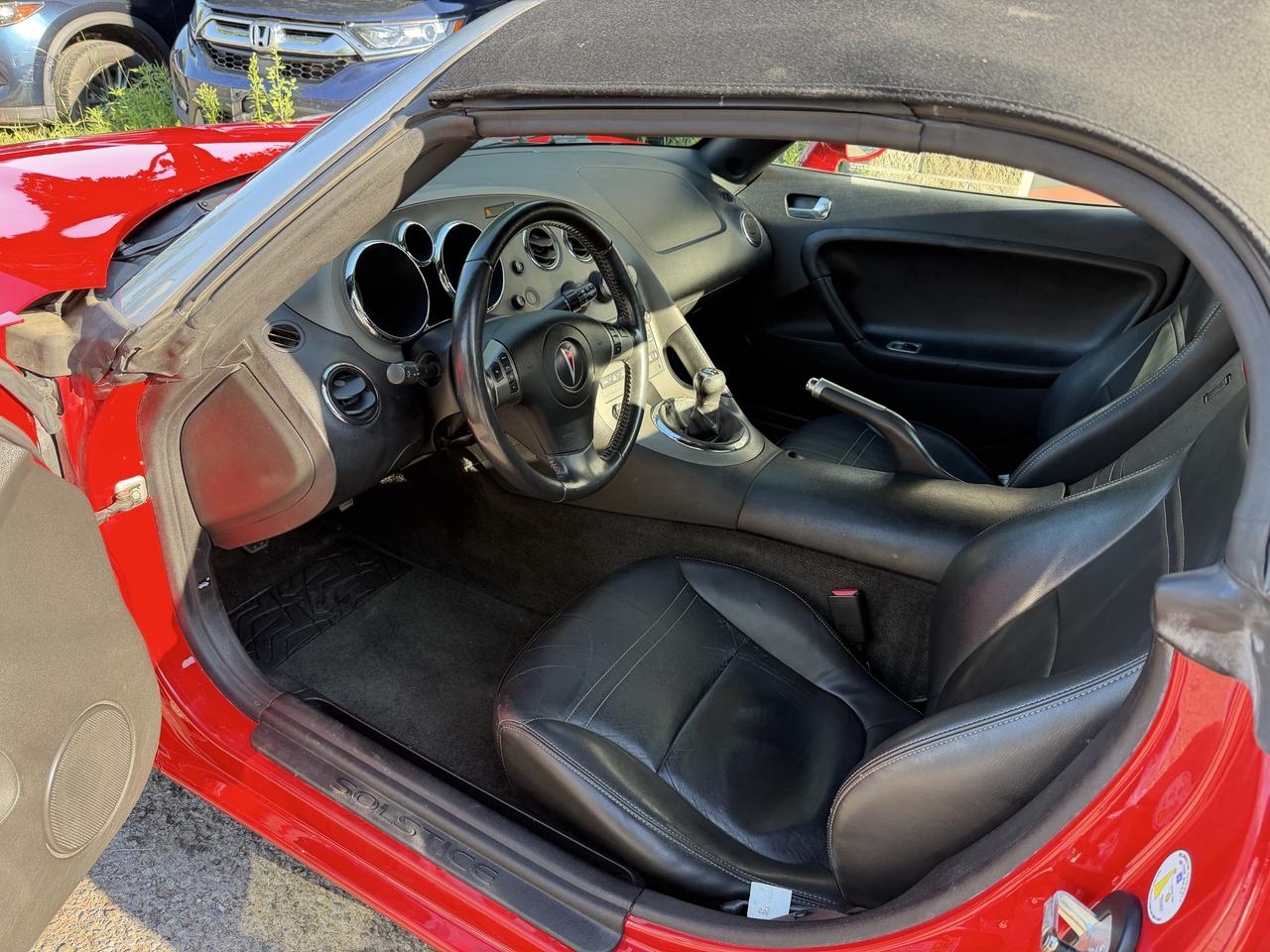 2006 Pontiac Solstice 2DR CONVERTIBLE, LEATHER, POWER GROUP, CD PLAYER!! Photo
