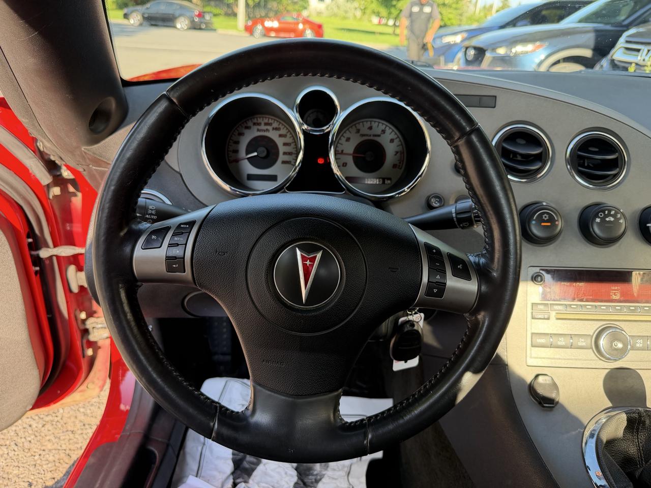 2006 Pontiac Solstice 2DR CONVERTIBLE, LEATHER, POWER GROUP, CD PLAYER!! Photo