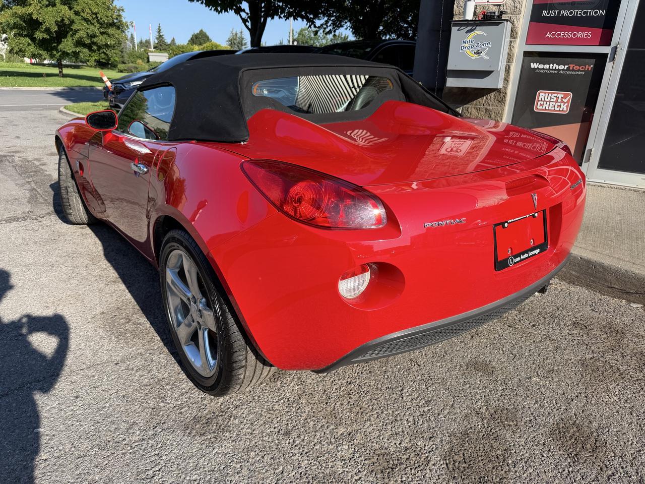 2006 Pontiac Solstice 2DR CONVERTIBLE, LEATHER, POWER GROUP, CD PLAYER!! Photo