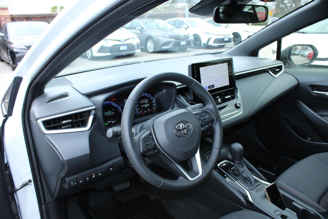 2026 Toyota Corolla Hybrid SE CVT AWD Photo