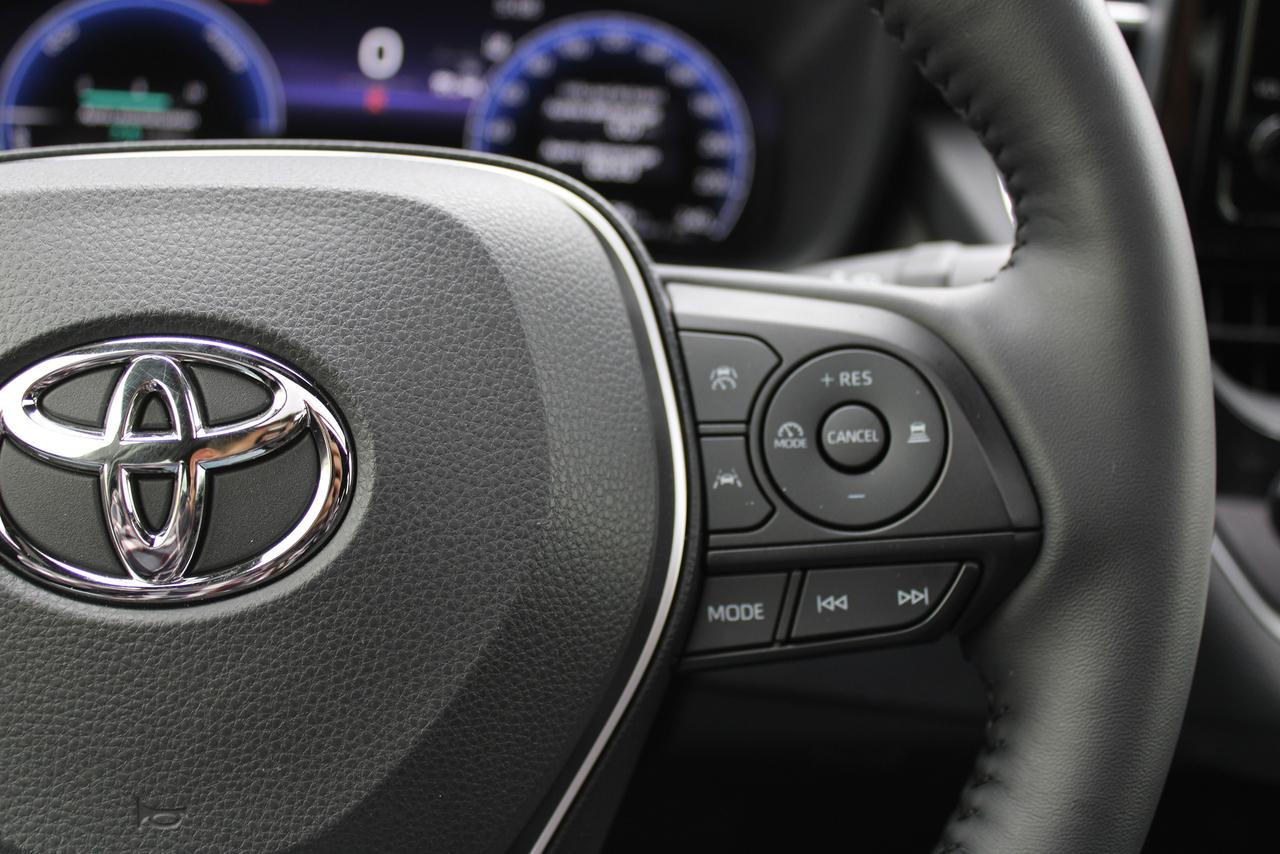 2026 Toyota Corolla Hybrid SE CVT AWD Photo