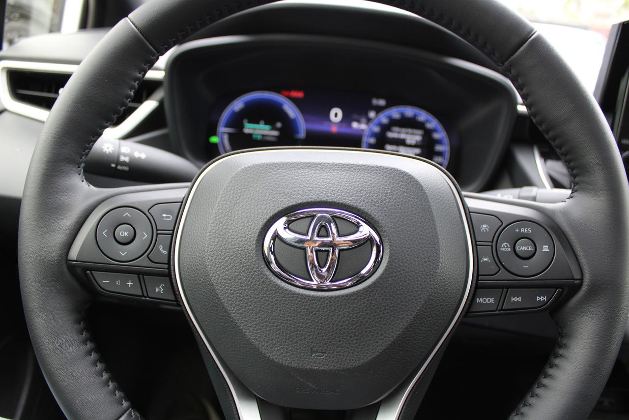 2026 Toyota Corolla Hybrid SE CVT AWD Photo