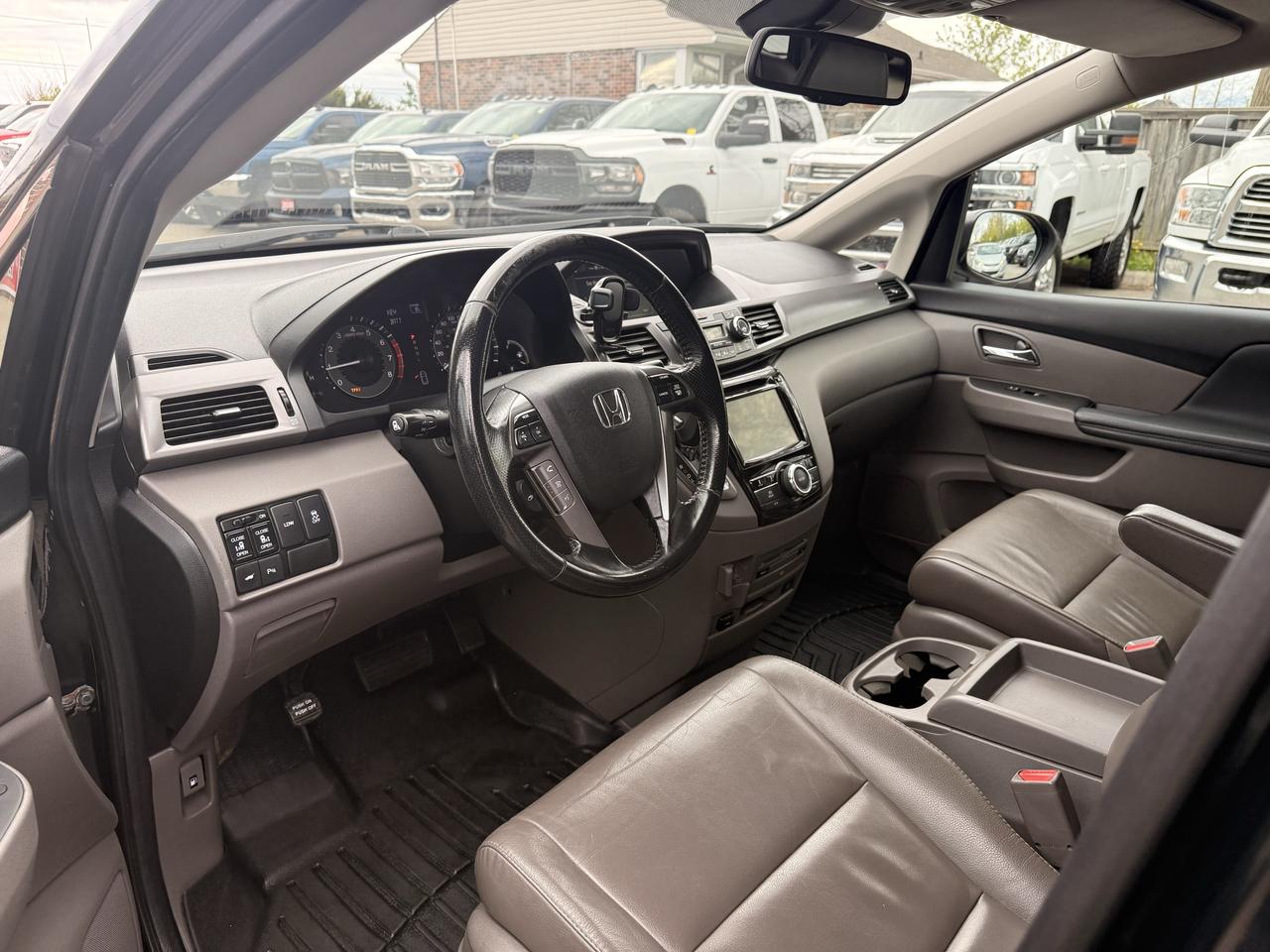 2014 Honda Odyssey EX-L | Two Sets of Wheels Photo
