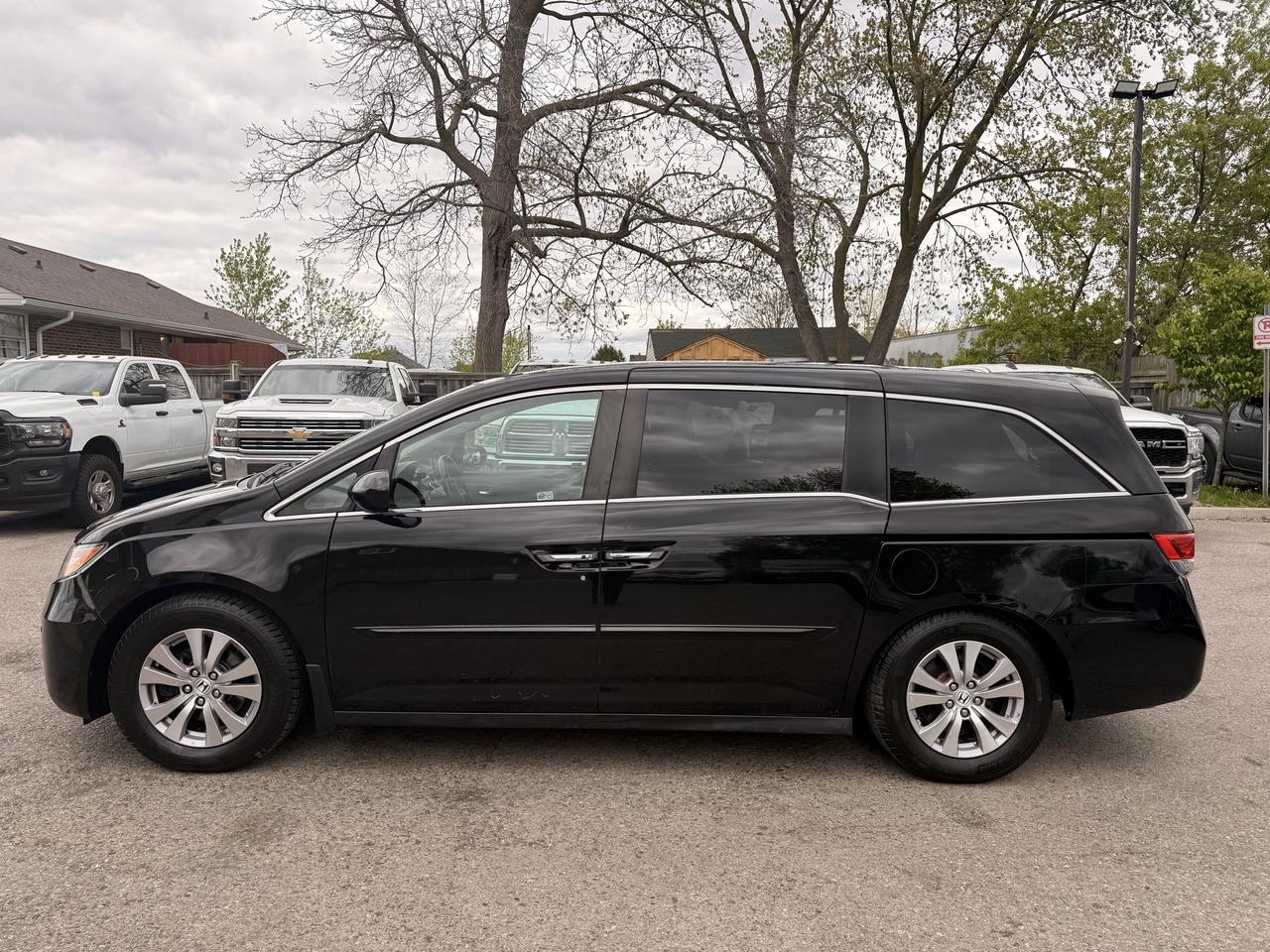 2014 Honda Odyssey EX-L | Two Sets of Wheels Photo