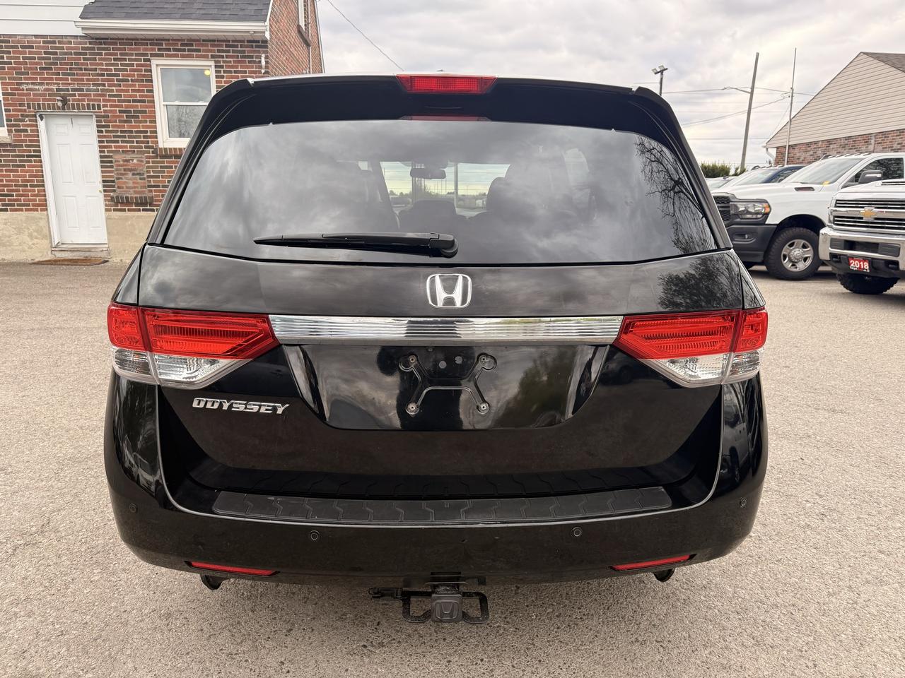 2014 Honda Odyssey EX-L | Two Sets of Wheels Photo