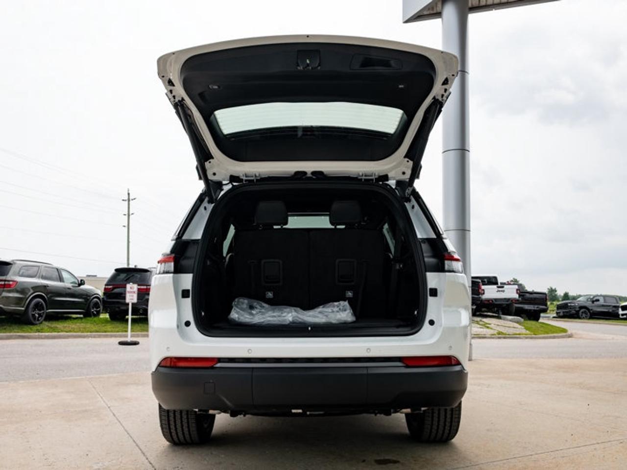 2026 Jeep Grand Cherokee L 85th Anniversary Photo