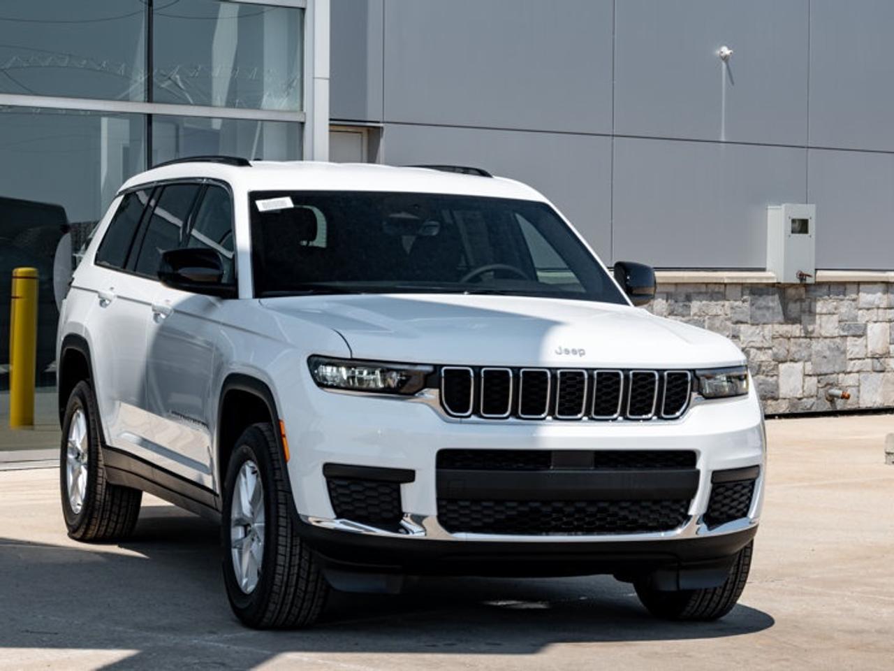 2026 Jeep Grand Cherokee L Laredo Photo