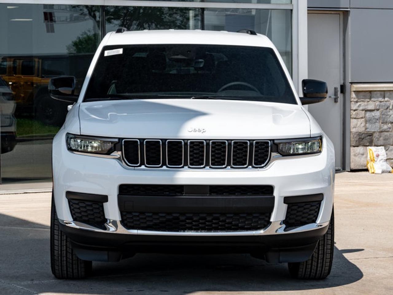 2026 Jeep Grand Cherokee L Laredo Photo