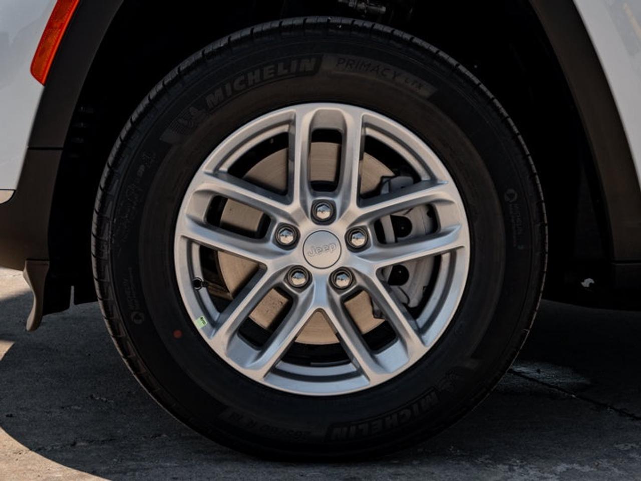2026 Jeep Grand Cherokee L Laredo Photo