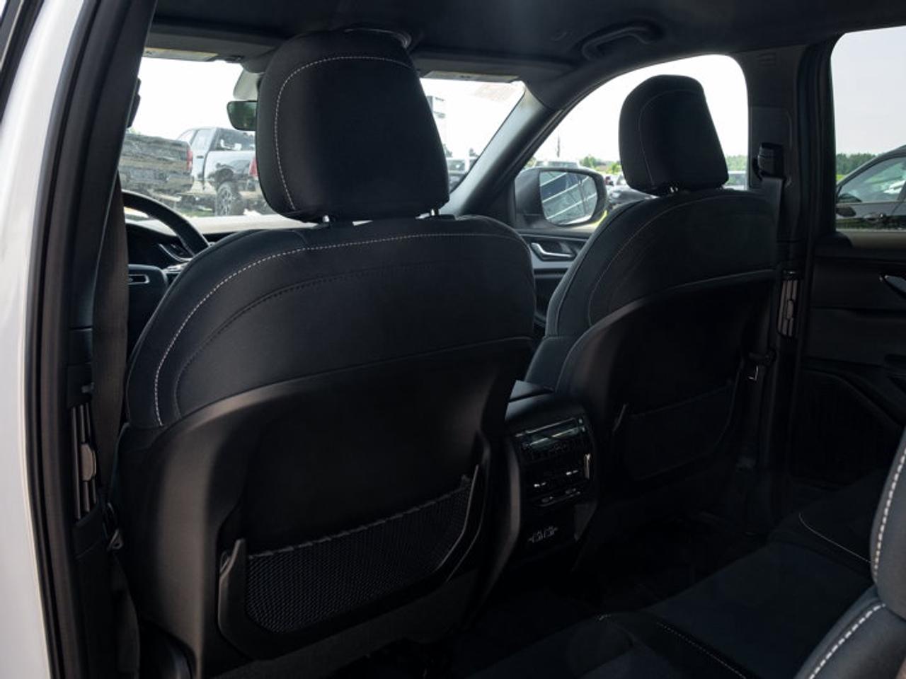 2026 Jeep Grand Cherokee L Laredo Photo