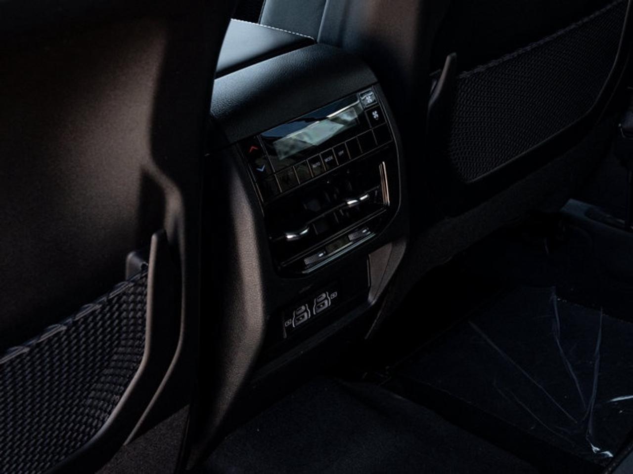 2026 Jeep Grand Cherokee L Laredo Photo