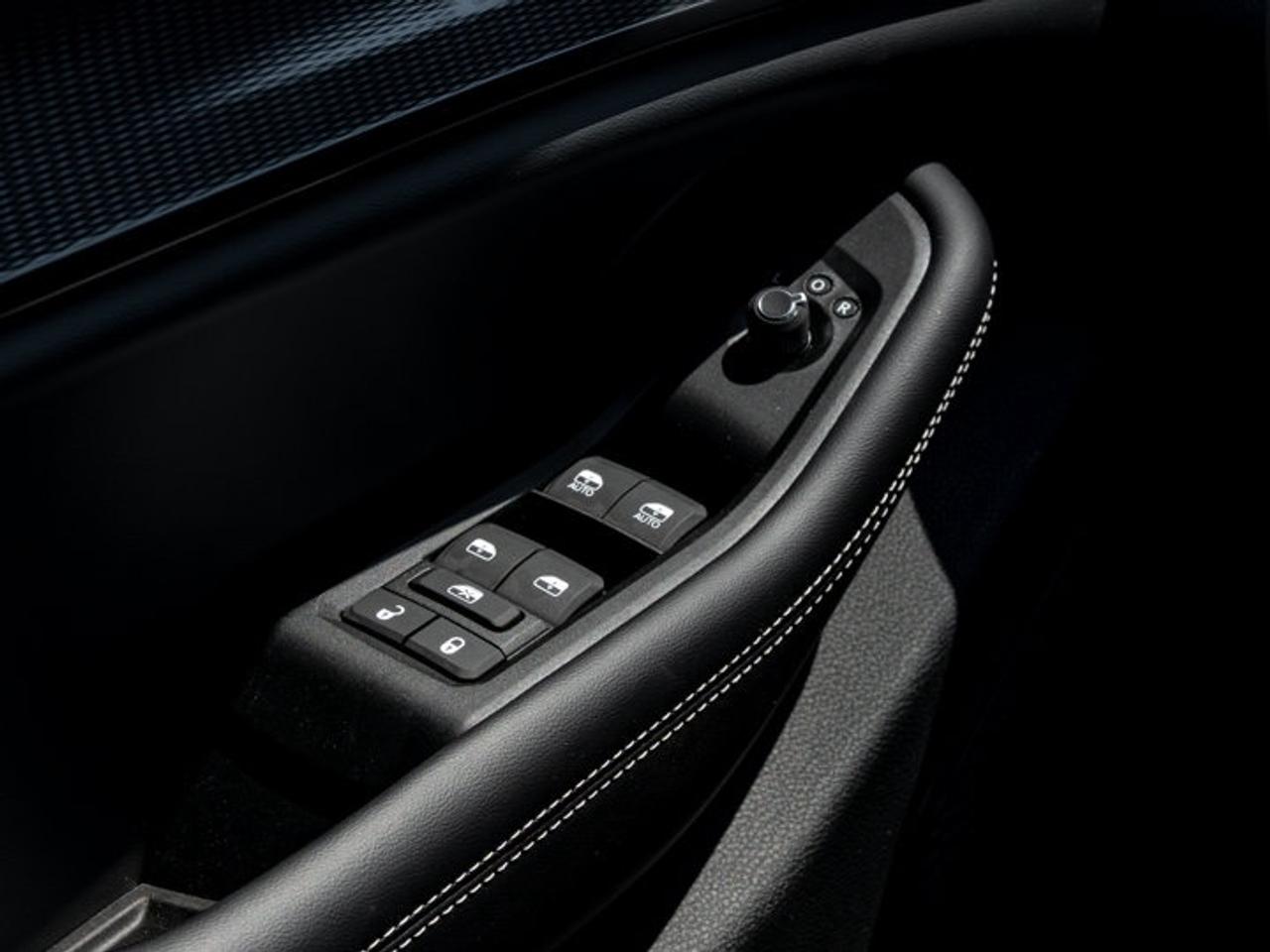 2026 Jeep Grand Cherokee L Laredo Photo