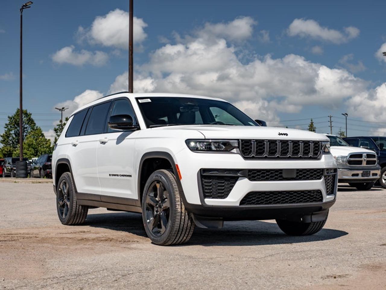 2026 Jeep Grand Cherokee L ALTITUDE Photo